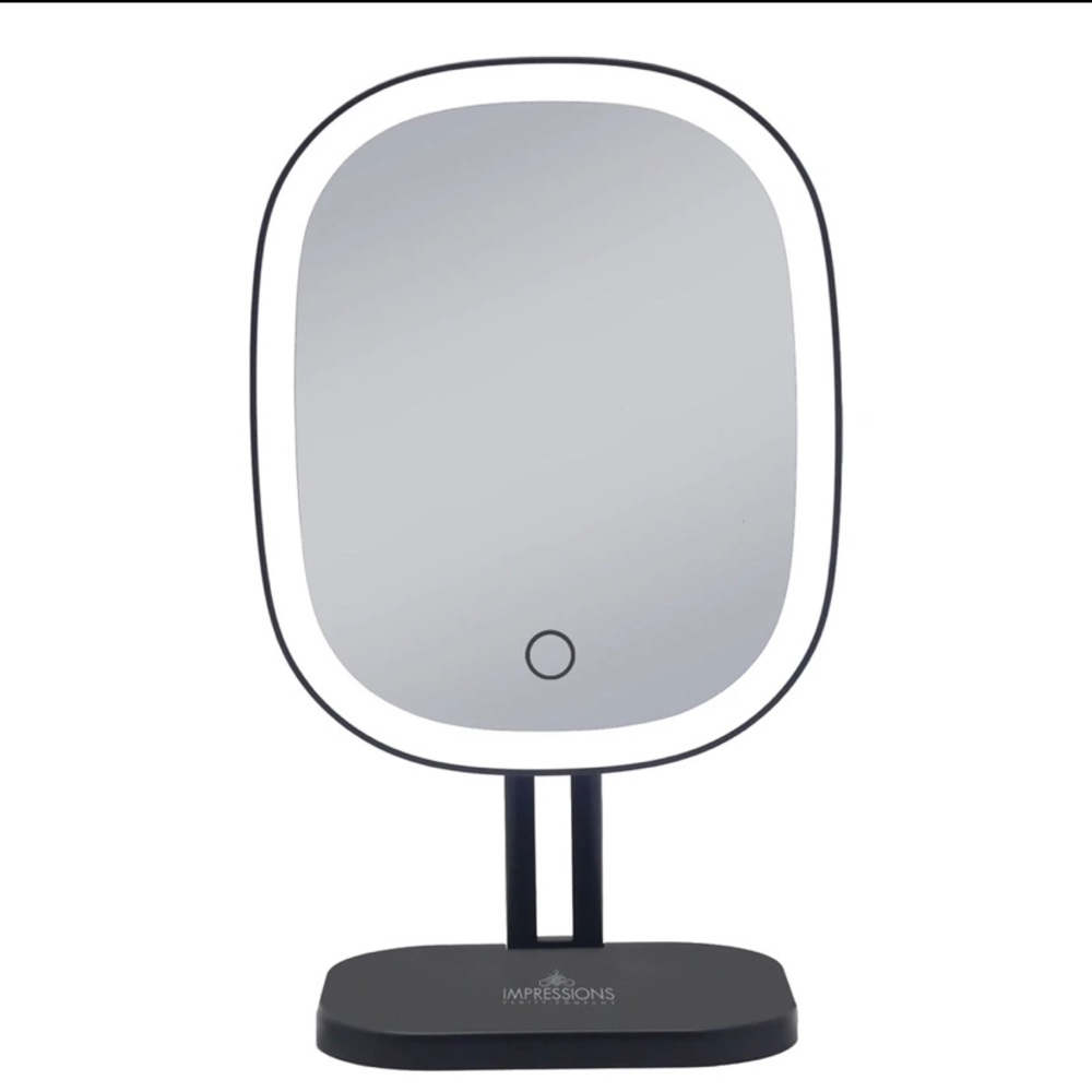 TOUCH HIGHLIGHT LED MAKEUP MIRROR NWT